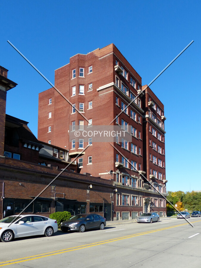 Photo 132-749-677