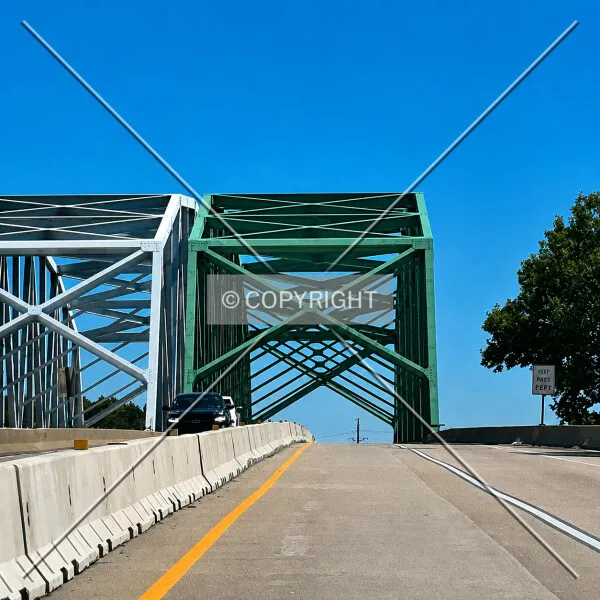 Photo 132-915-212