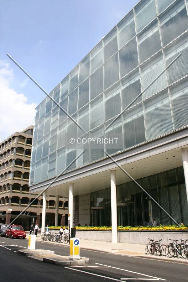 View along Gray's Inn Road
