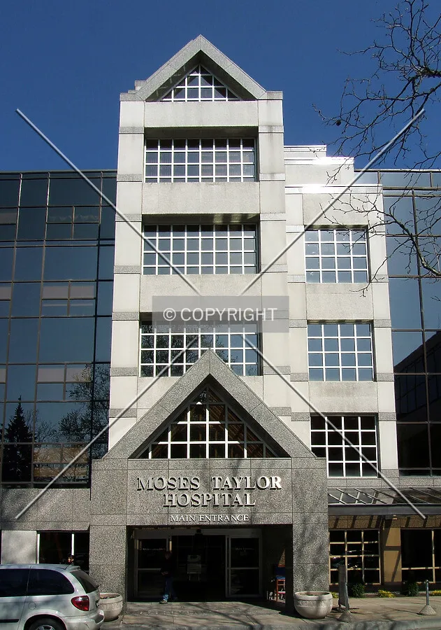 Main entrance on Quincy Avenue from the southeast