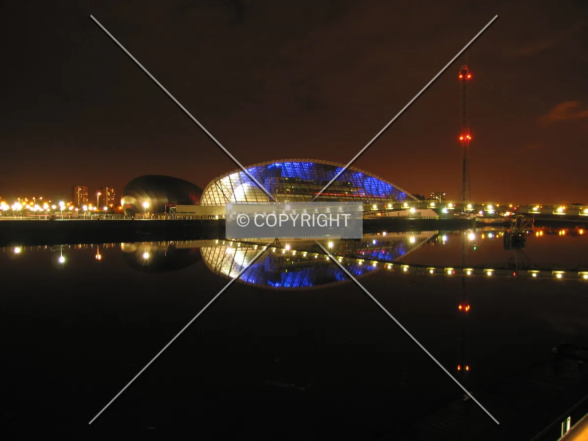 Glasgow science centre by night