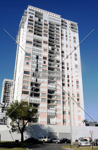 Photo 134-497-989