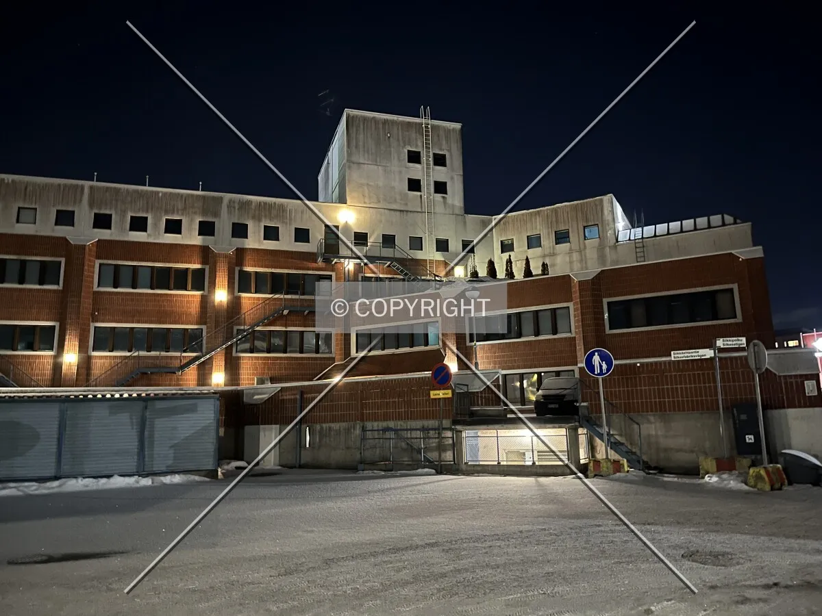 Photo 135-240-464