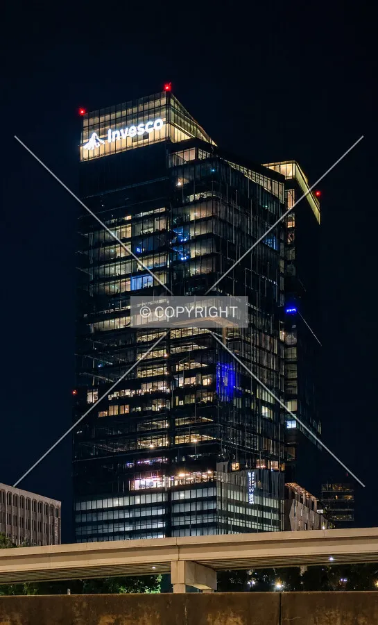 From the west at night, Thursday, August 20, 2026