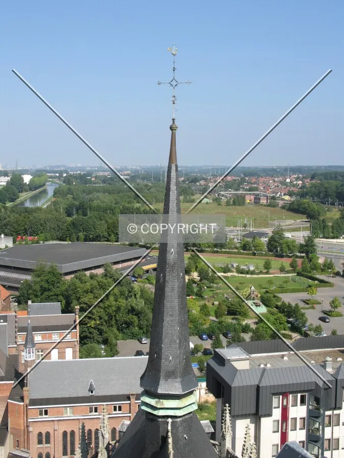 View from the main tower on the tower east of the nave