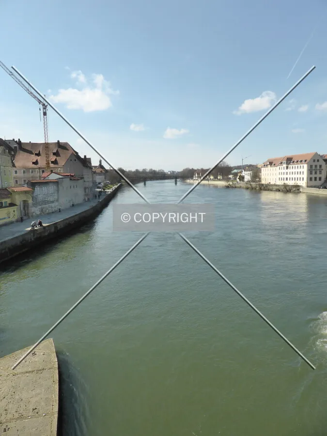 Photo 135-596-423