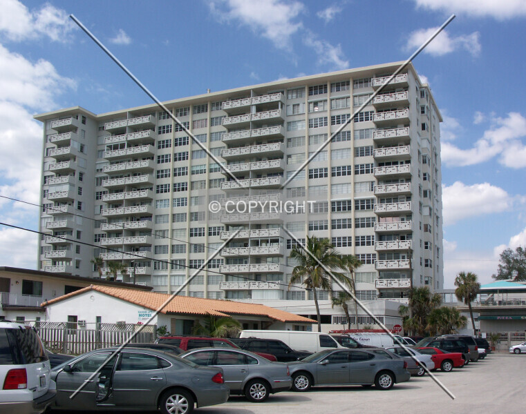 Photo 135-945-279