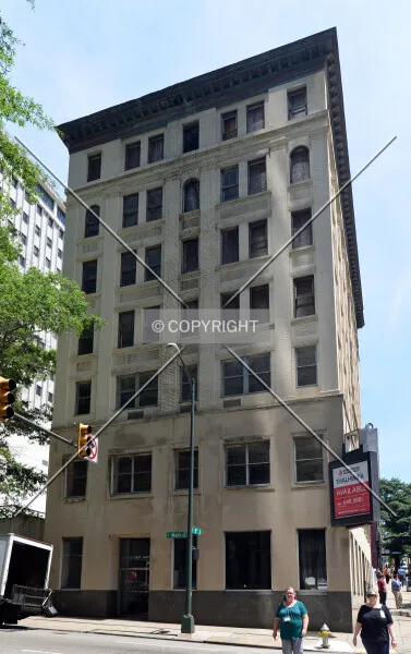 Photo 136-154-091