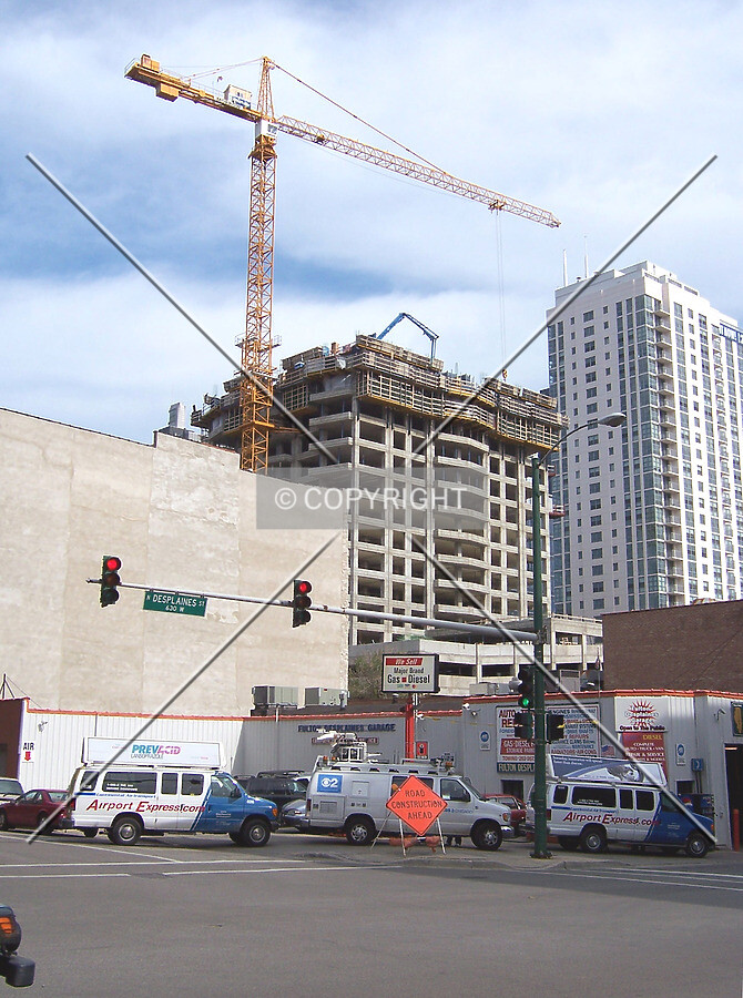Looking southeast from the intersection of Fulton and Des Plaines Streets