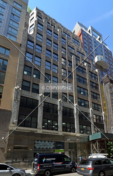 Photo 136-541-801