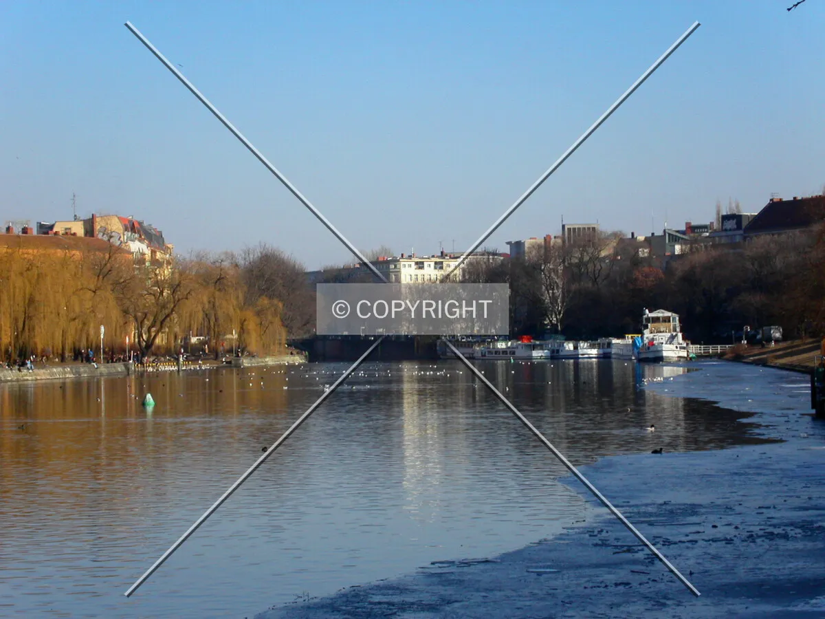 Winter scene from the Landwehrkanal