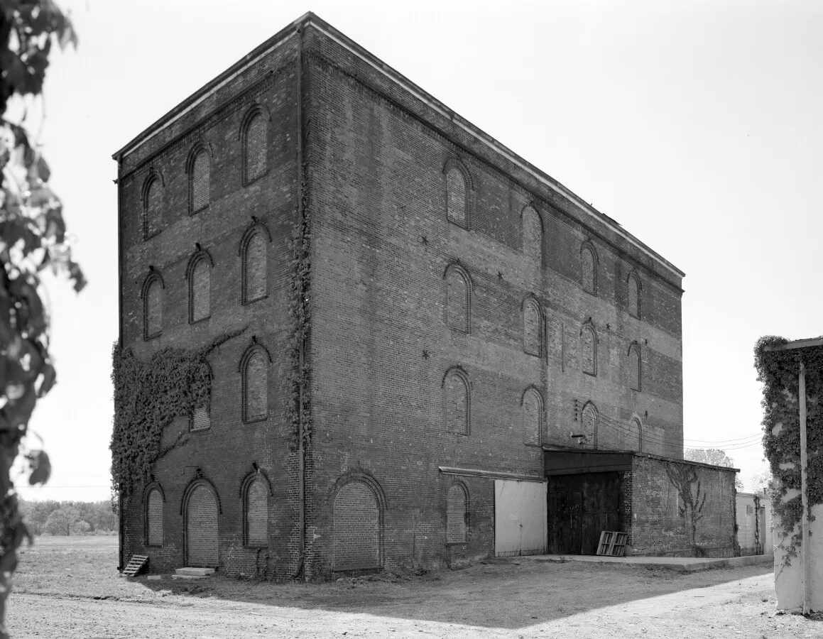 Vintage view from the northeast