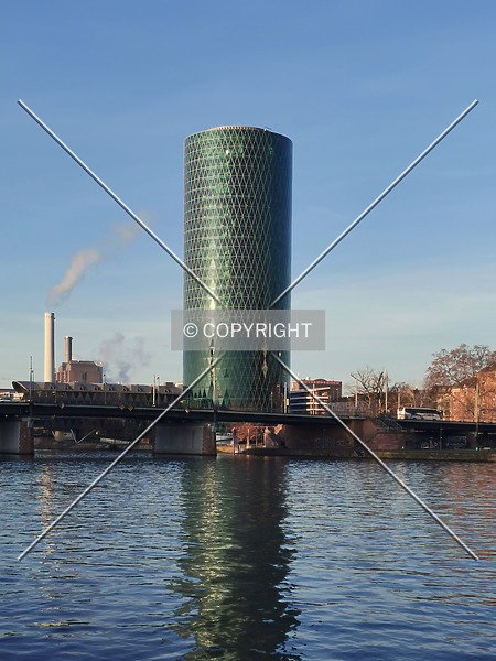 Photo 137-721-824