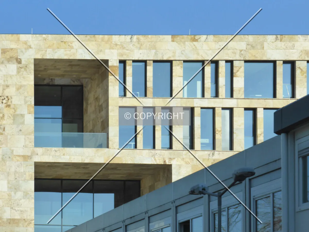 Photo 137-753-248