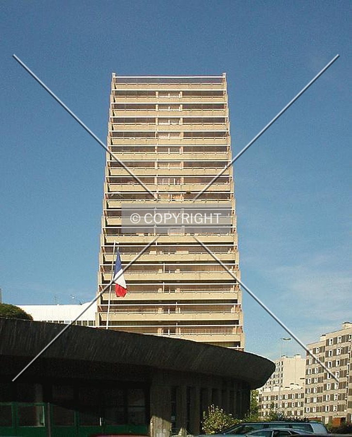 As seen from Rue Henri Regnault