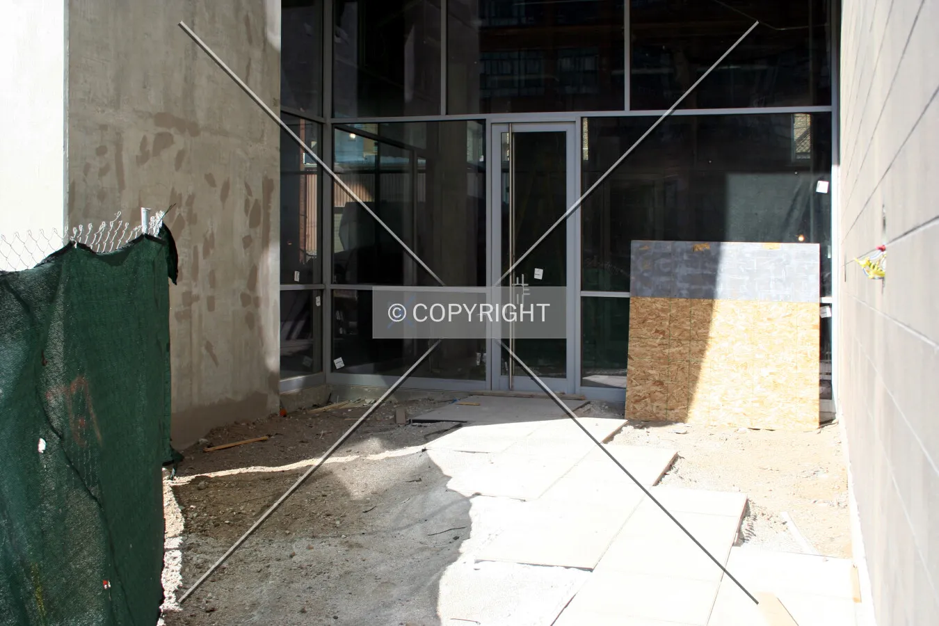 Photo 137-873-688