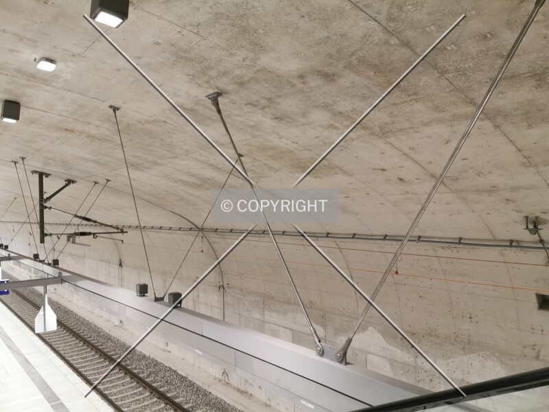 Photo 138-685-459