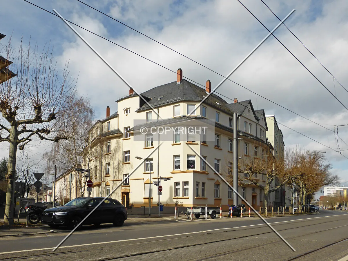 Photo 139-634-370