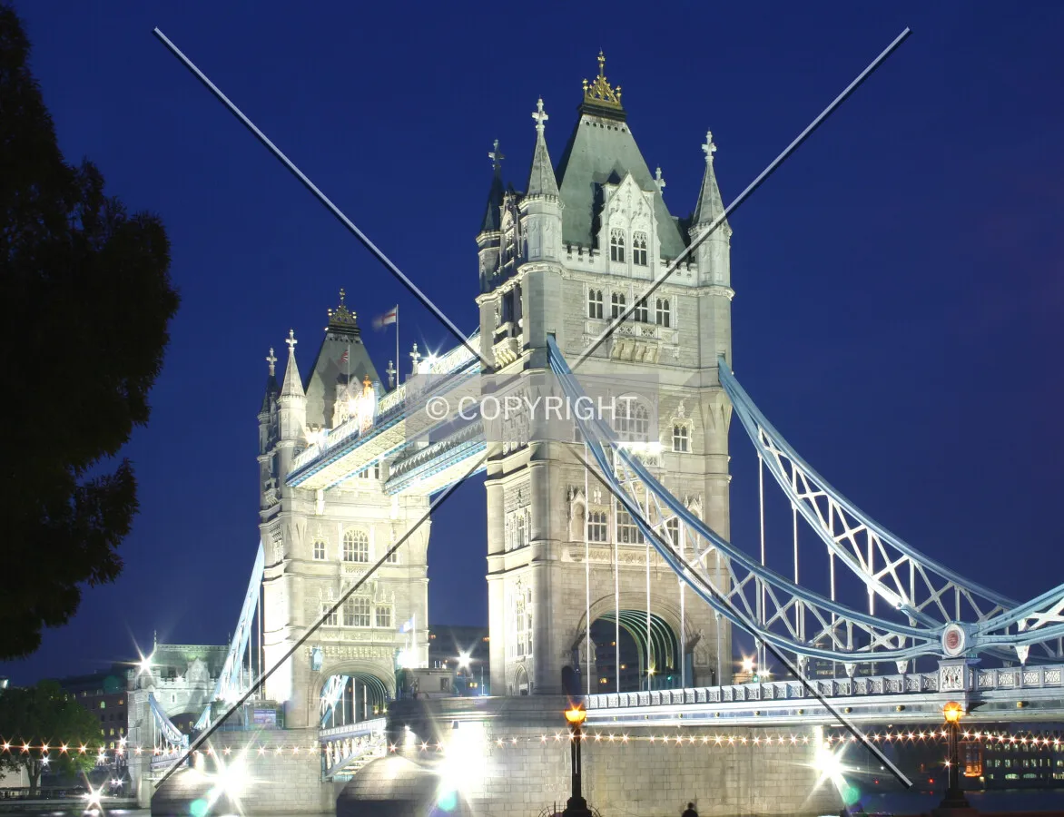 Night view northeast across the Thames from The Queen's Walk
