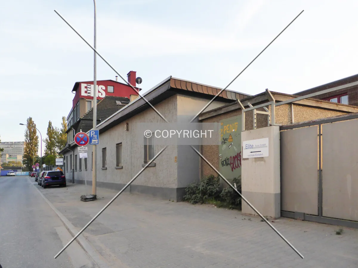 Photo 139-747-726
