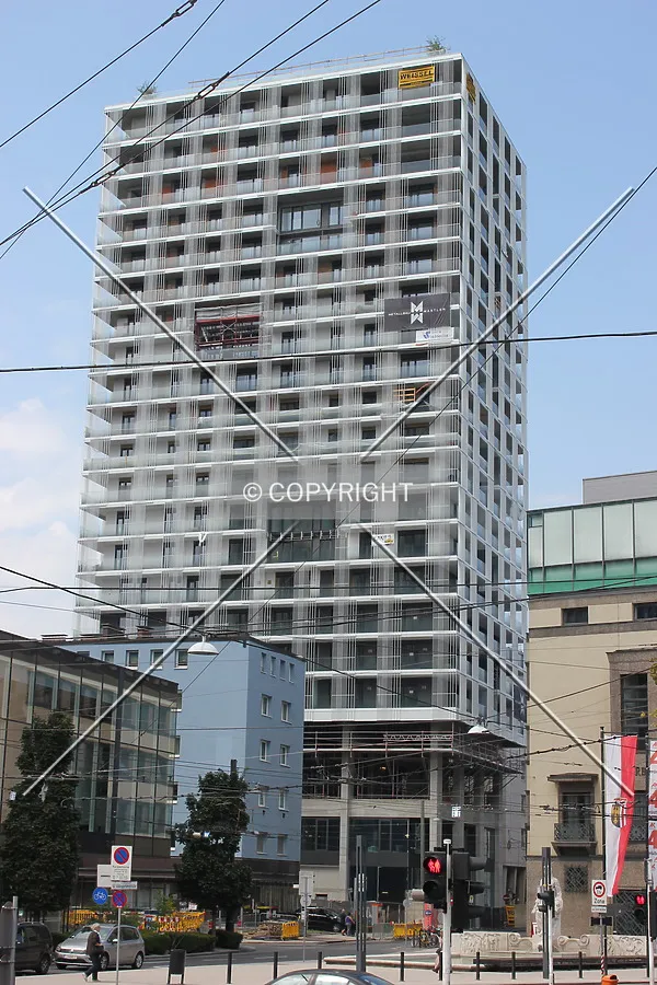 Photo 140-248-474