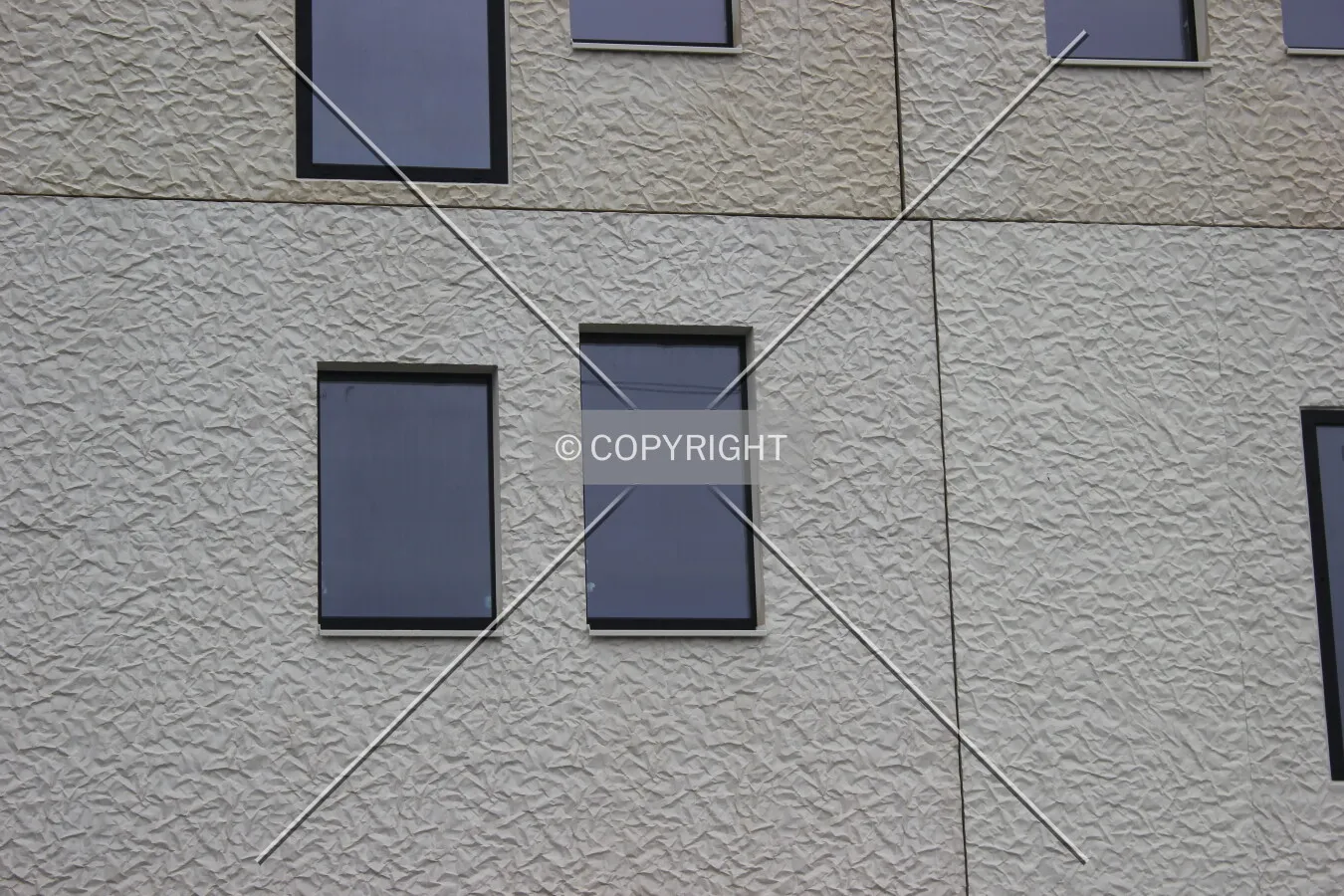 Photo 140-289-657