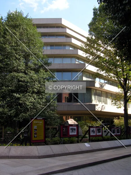 Photo 140-372-647