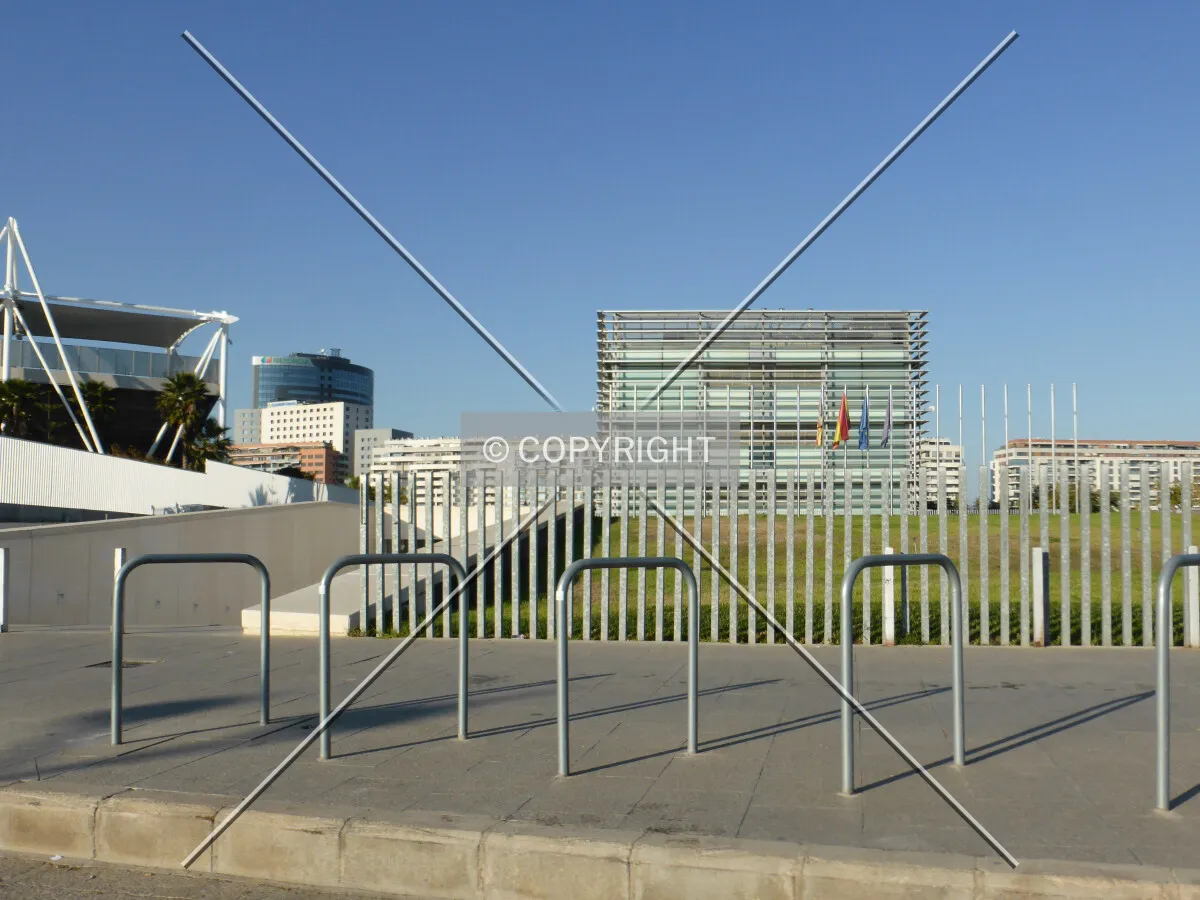Photo 140-698-392