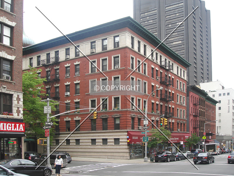 Photo 140-809-452
