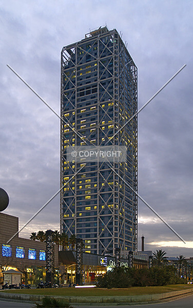 Photo 140-888-028