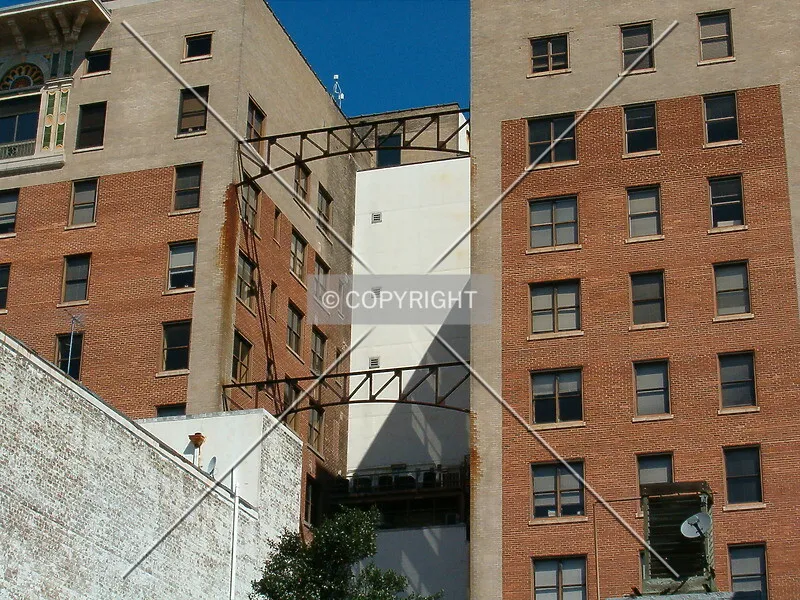 Photo 141-383-825