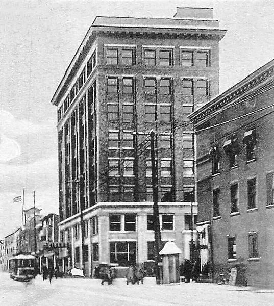 Photo 141-768-419