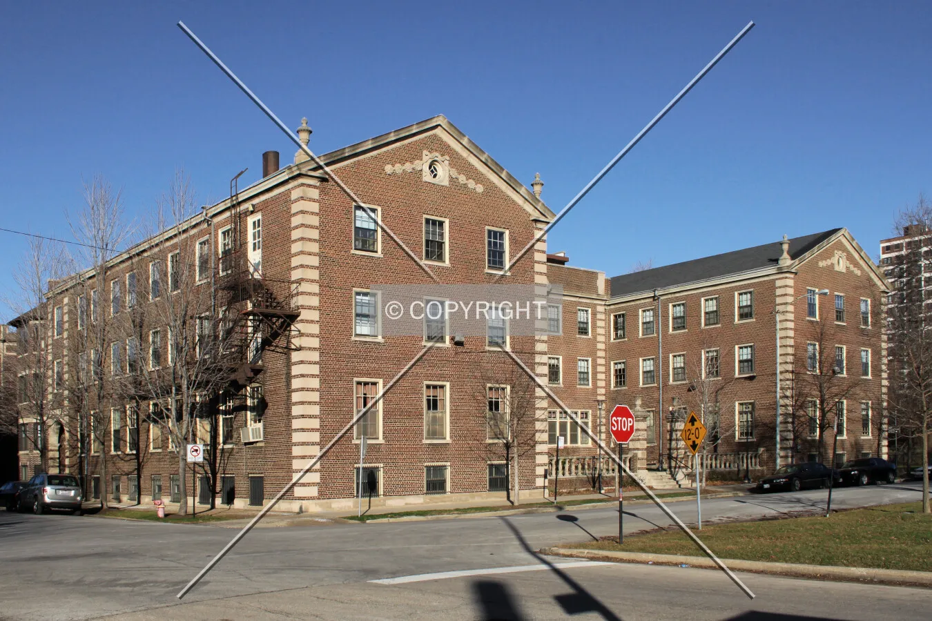 Photo 141-799-046