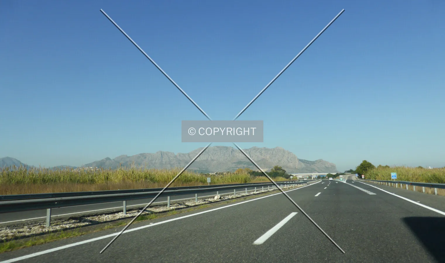 Photo 141-898-111