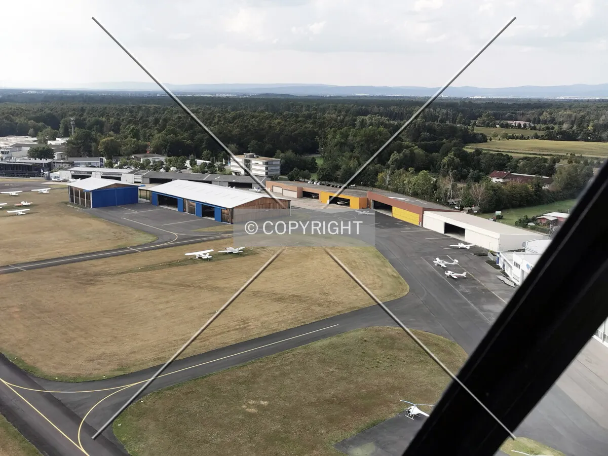 Flight with a helicopter from Egelsbach to Frankfurt