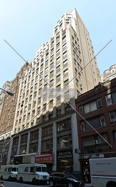 Photo 142-202-458