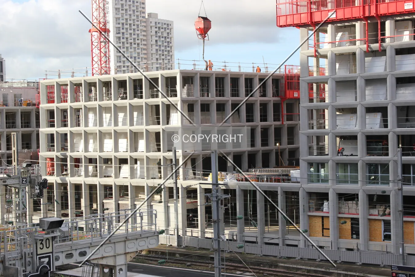 Photo 142-395-281