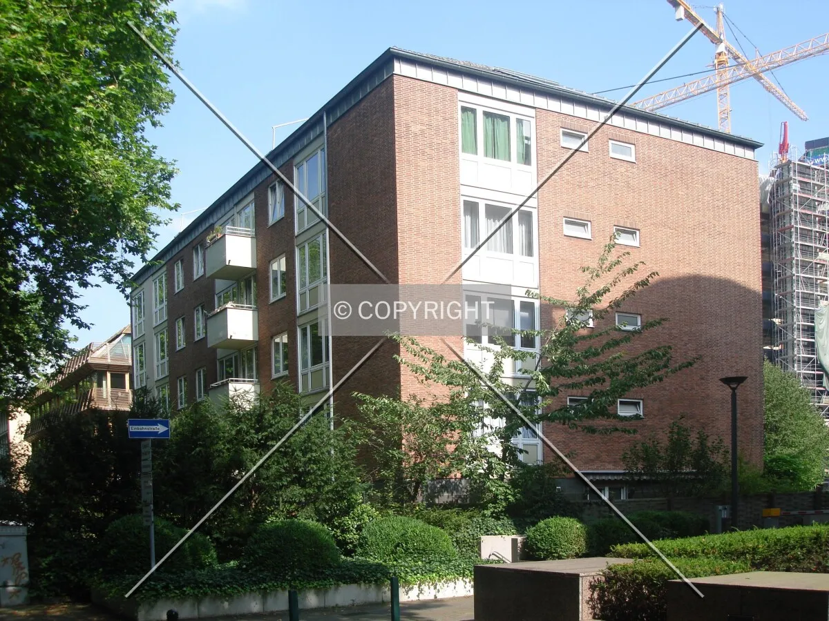 Photo 142-422-985