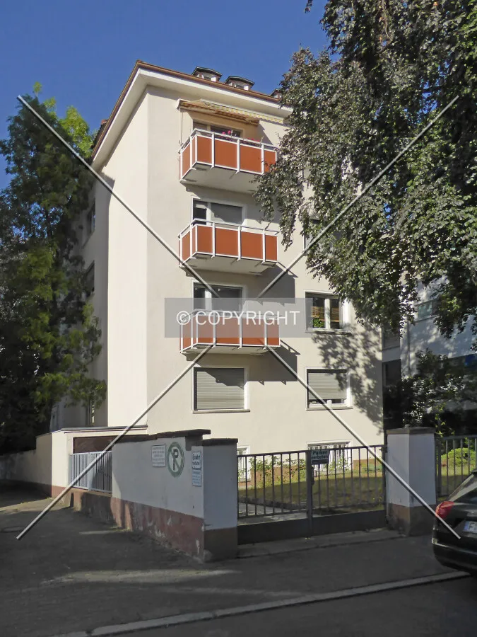 Photo 142-477-636