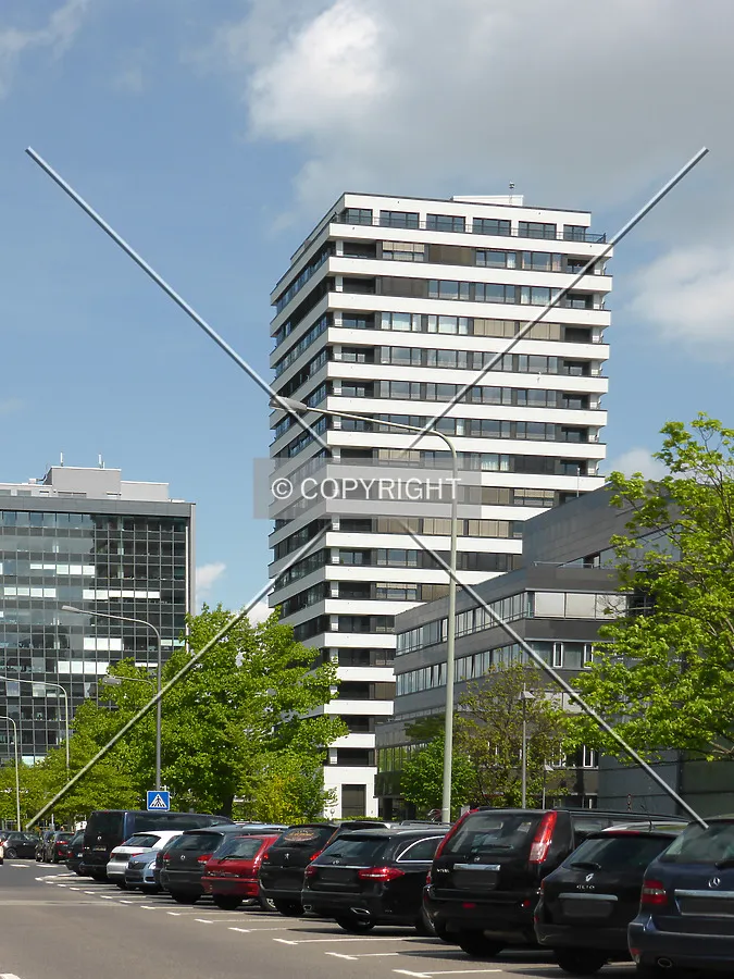 Photo 142-678-765