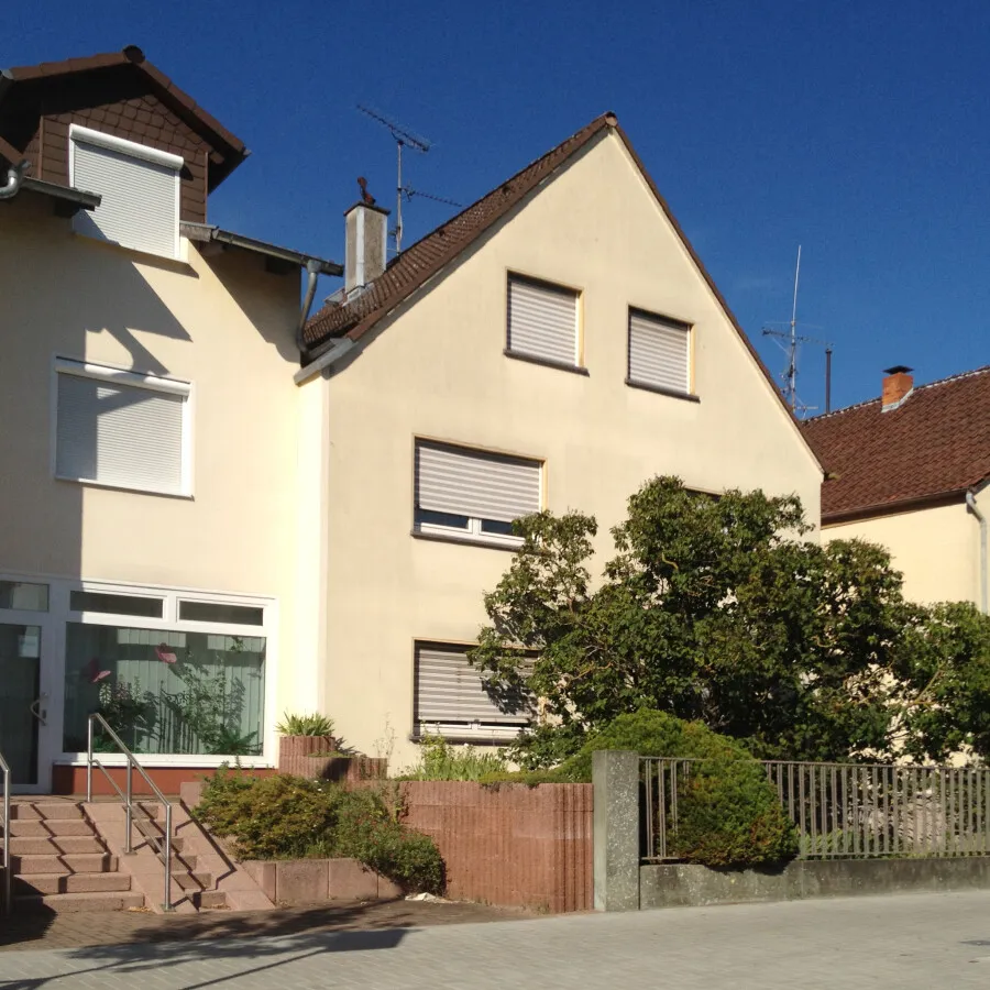 Photo 142-773-975
