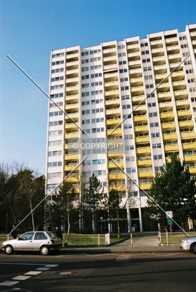 Photo 142-961-835
