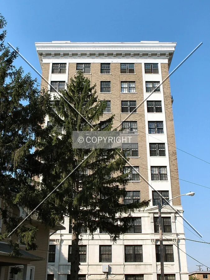 Looking up from just south of Grand Avenue