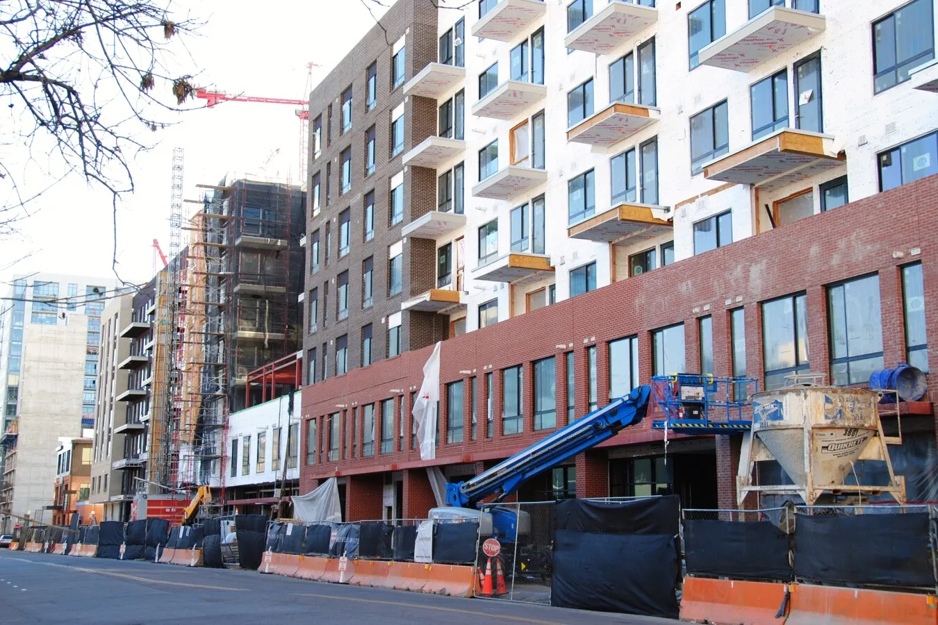 Photo 143-026-657