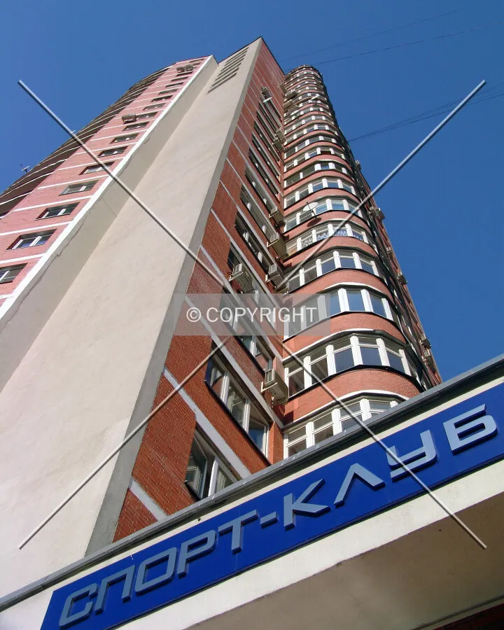 Looking straight up from the southeast