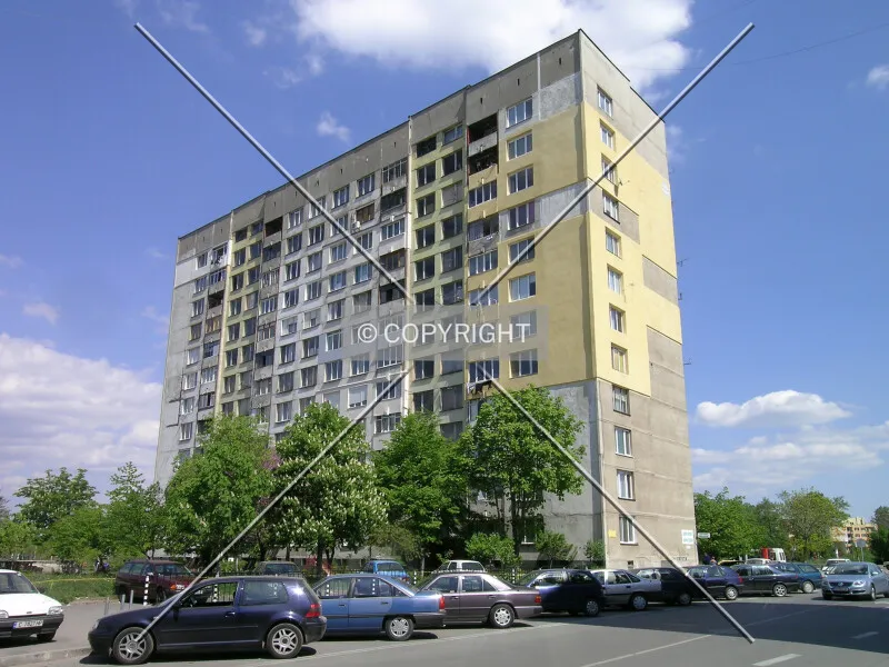 Photo 143-312-756
