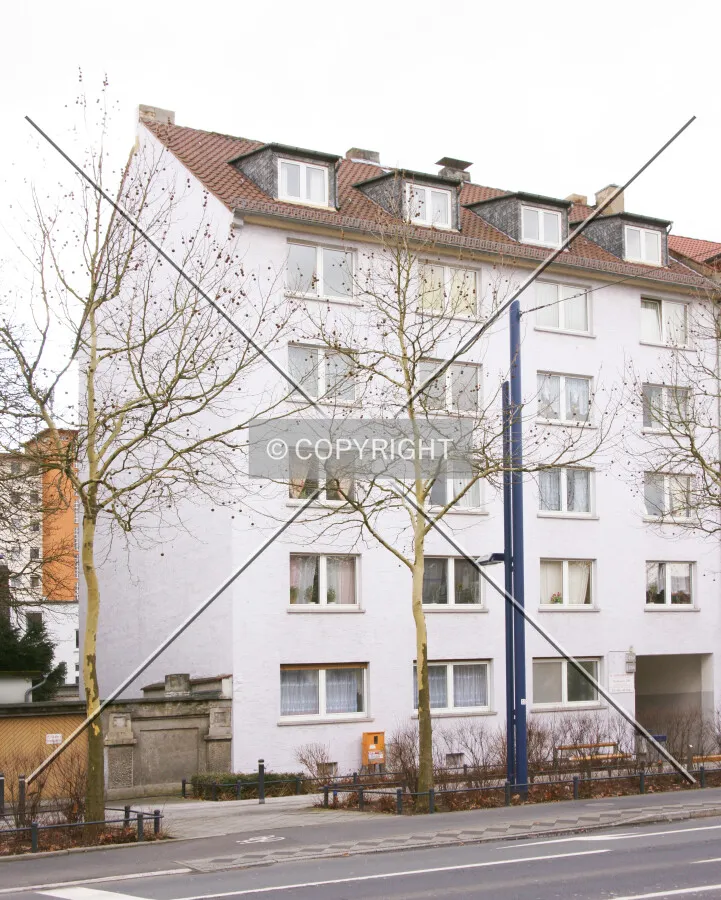 Photo 143-557-926