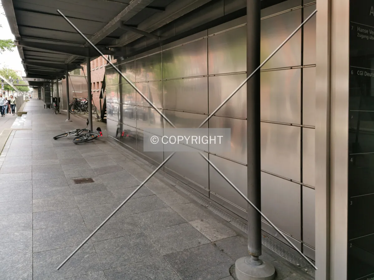 Photo 143-749-878
