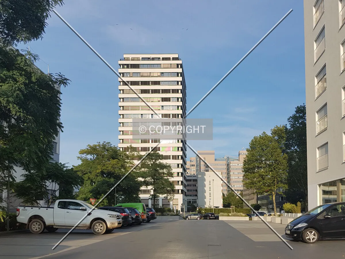 Photo 143-763-472