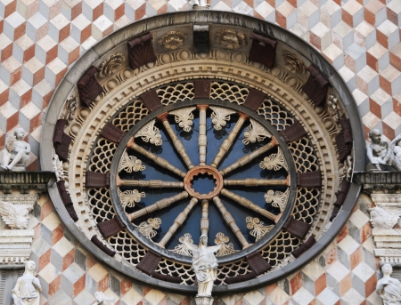 Photo 144-322-751